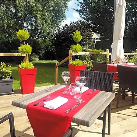 Logis Restaurant Le Gue Du Holme Hotel