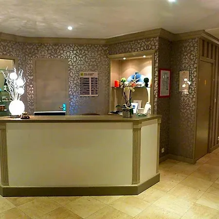 Hotel Logis Restaurant Le Gue Du Holme Saint-Loup (Manche)