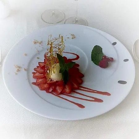 Logis Restaurant Le Gue Du Holme Hotel 3*