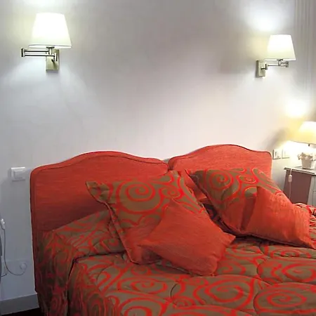 Hotel Logis Restaurant Le Gue Du Holme Saint-Loup (Manche)